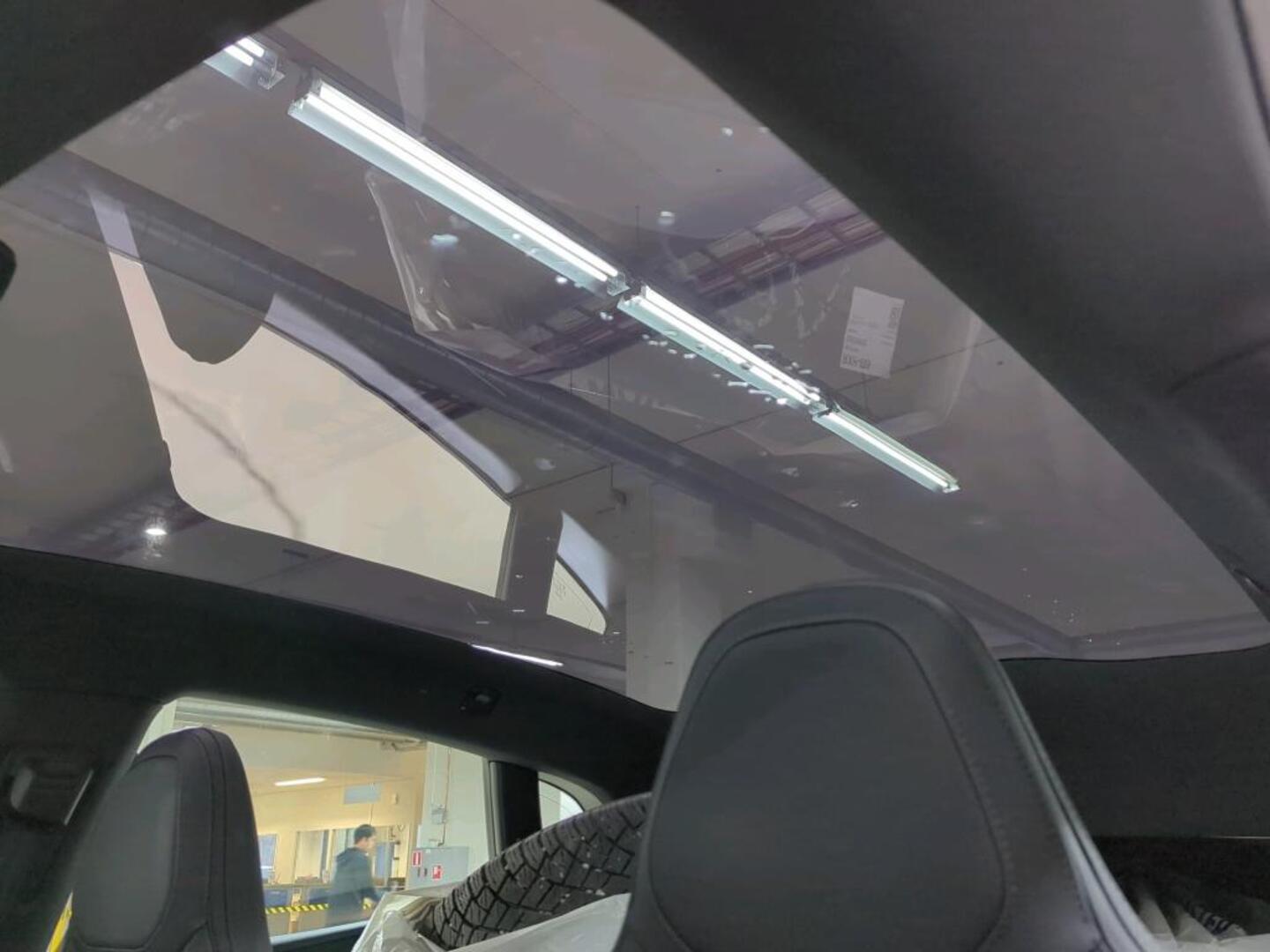 POLESTAR 4 2025