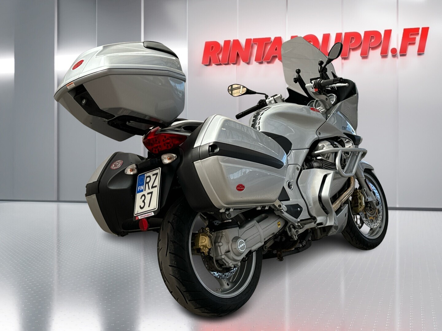 MOTO GUZZI Norge 2006