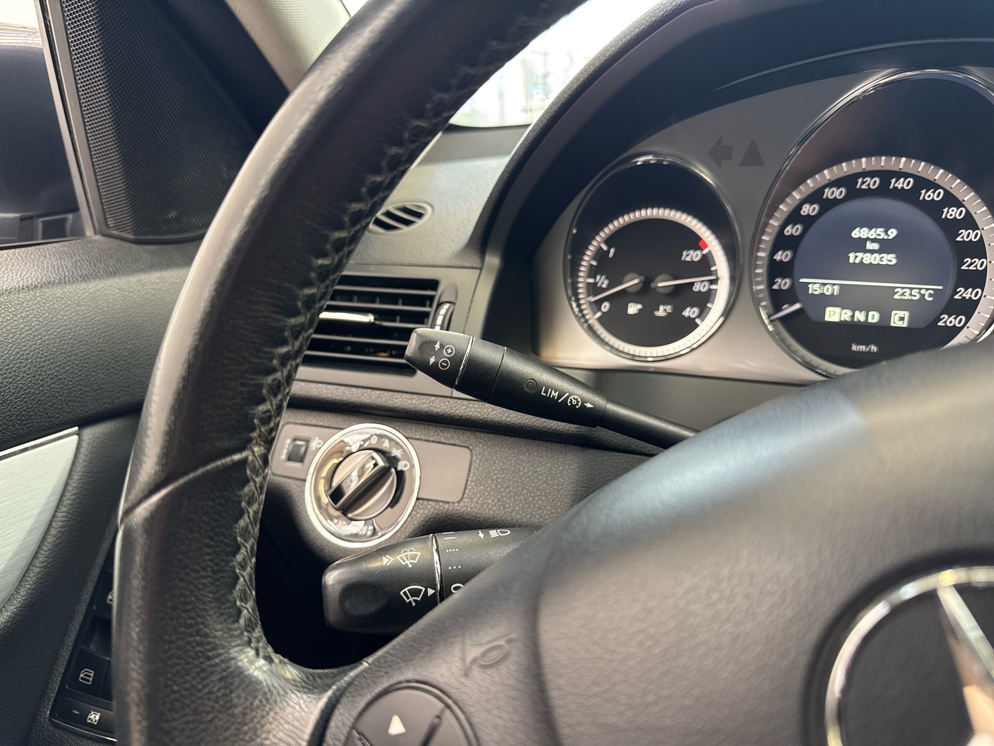 MERCEDES-BENZ C 2010