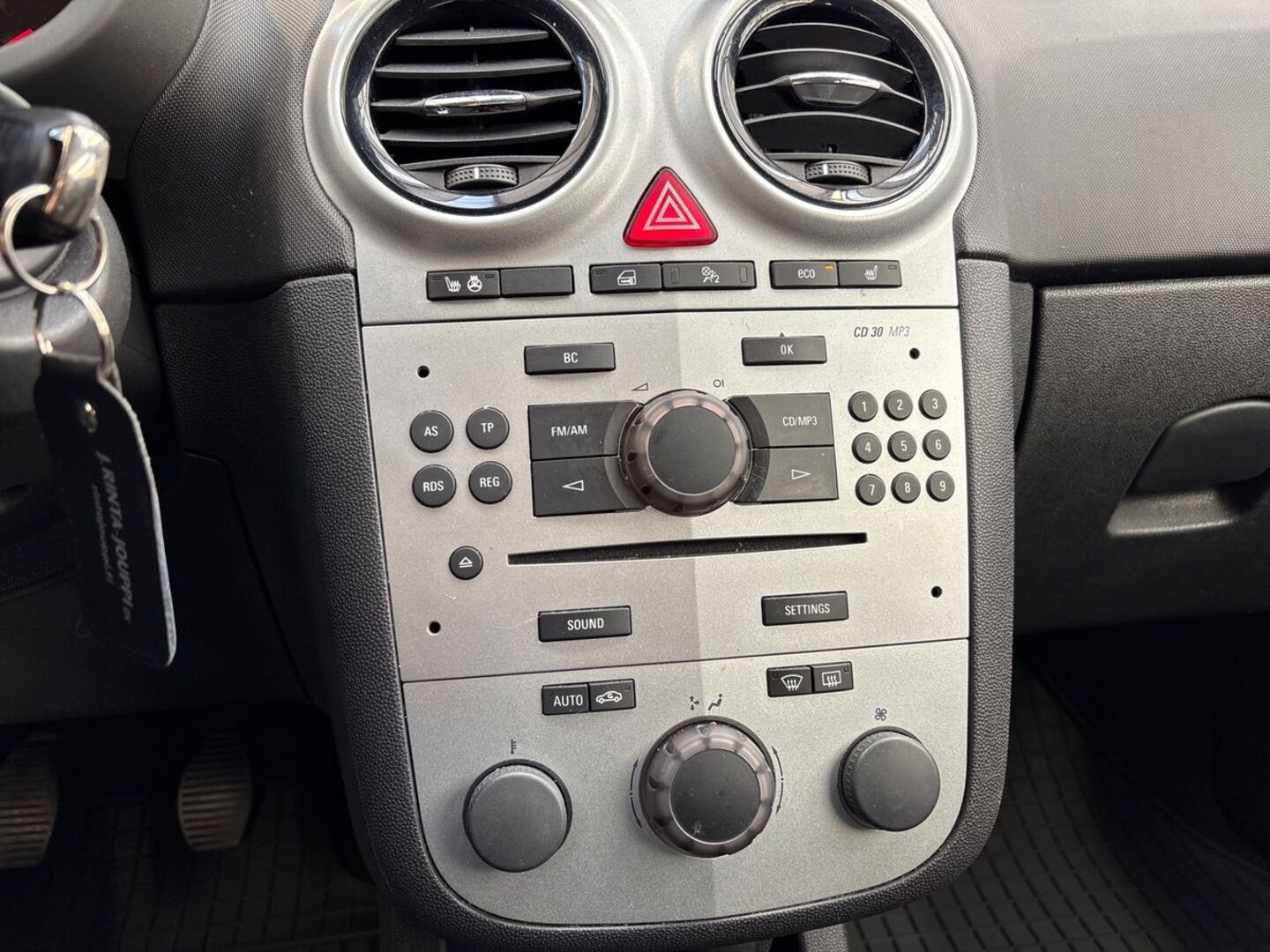 OPEL Corsa 18
