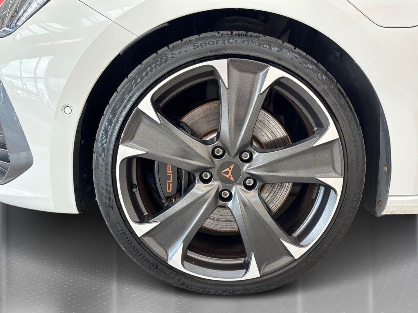 CUPRA Leon Sportstourer 13
