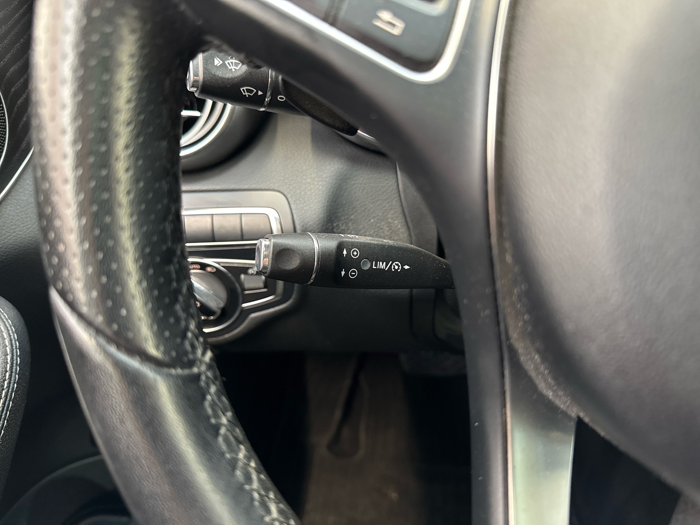 MERCEDES-BENZ C 2017