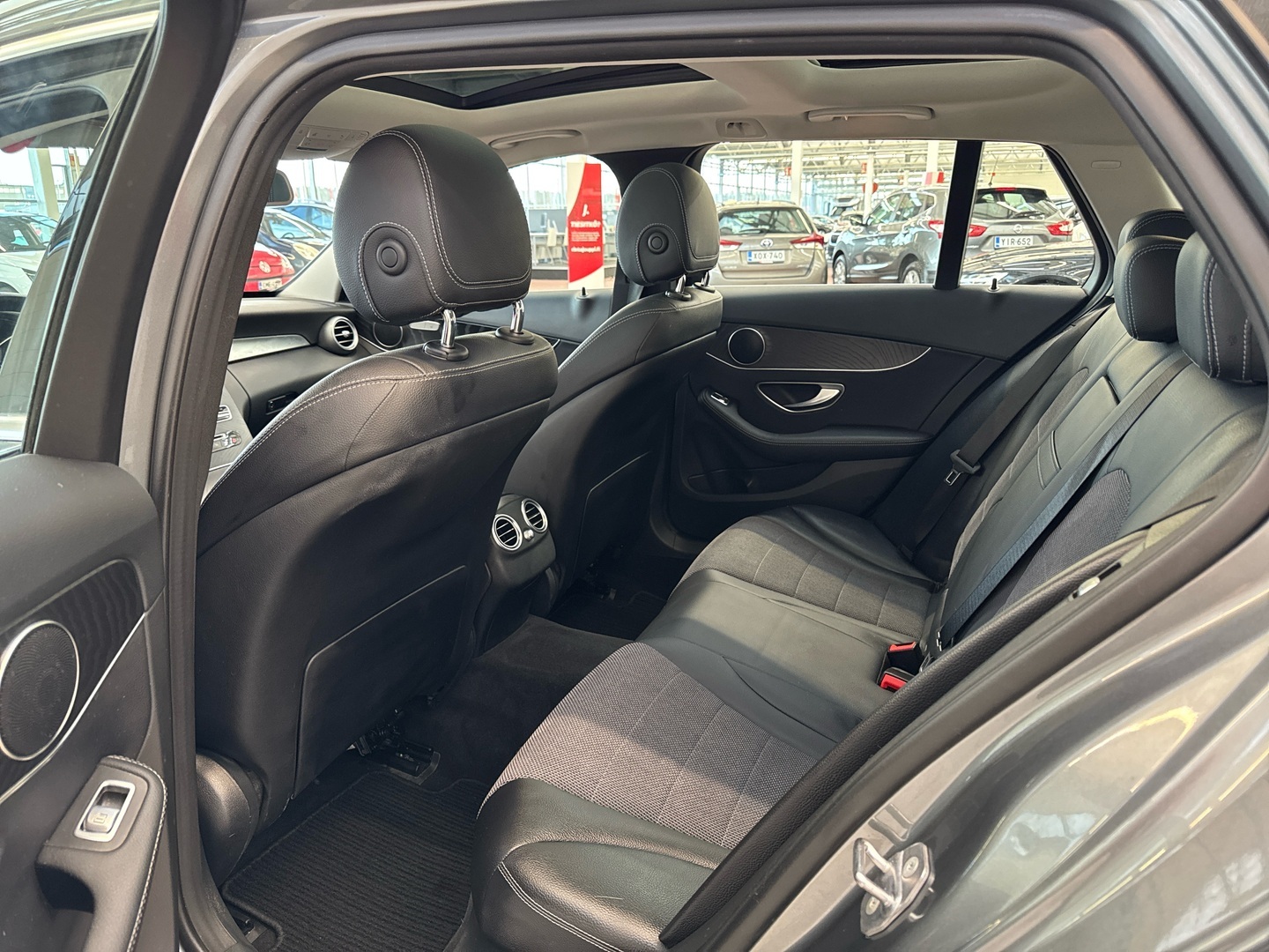 MERCEDES-BENZ C 2017