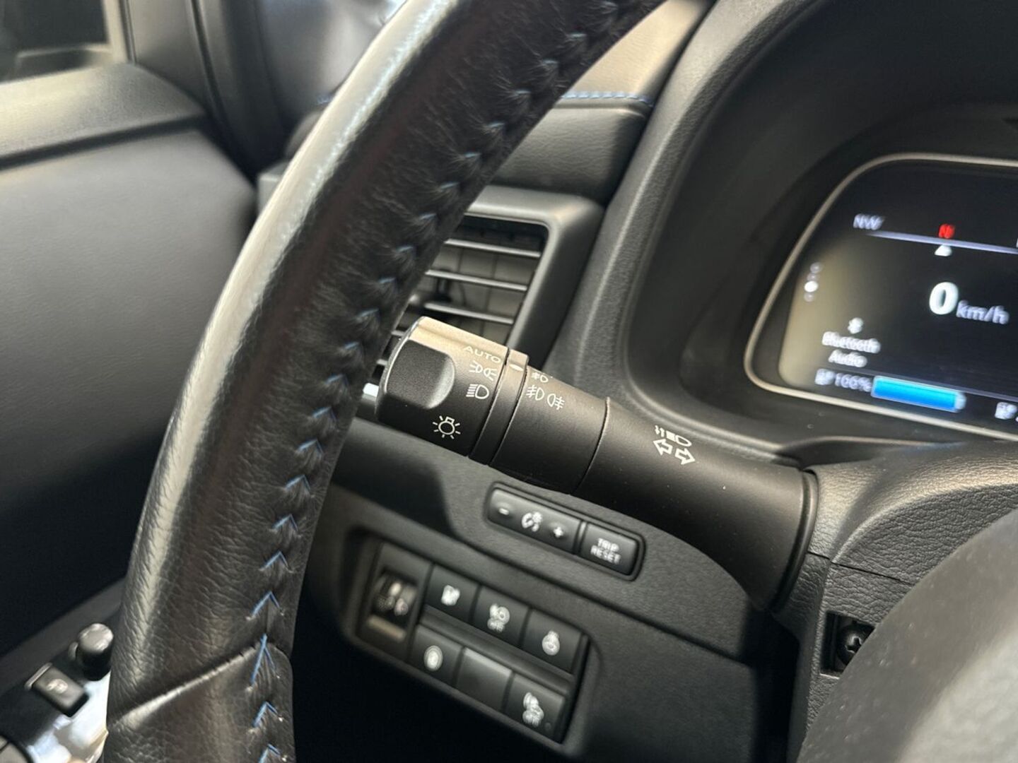 NISSAN Leaf 2022