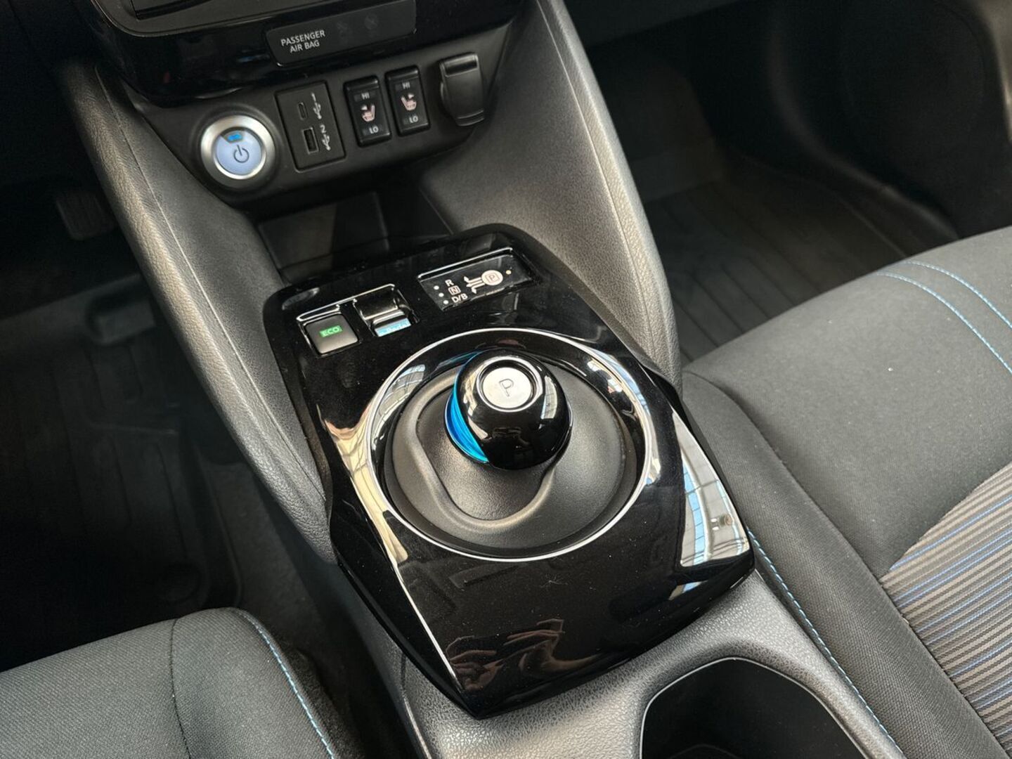 NISSAN Leaf 2022