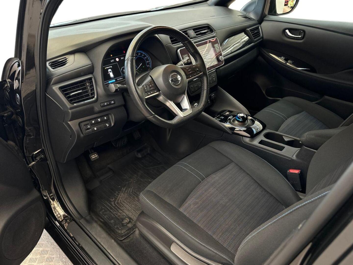 NISSAN Leaf 2022