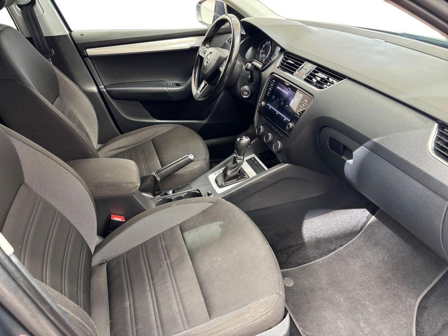SKODA Octavia 2019
