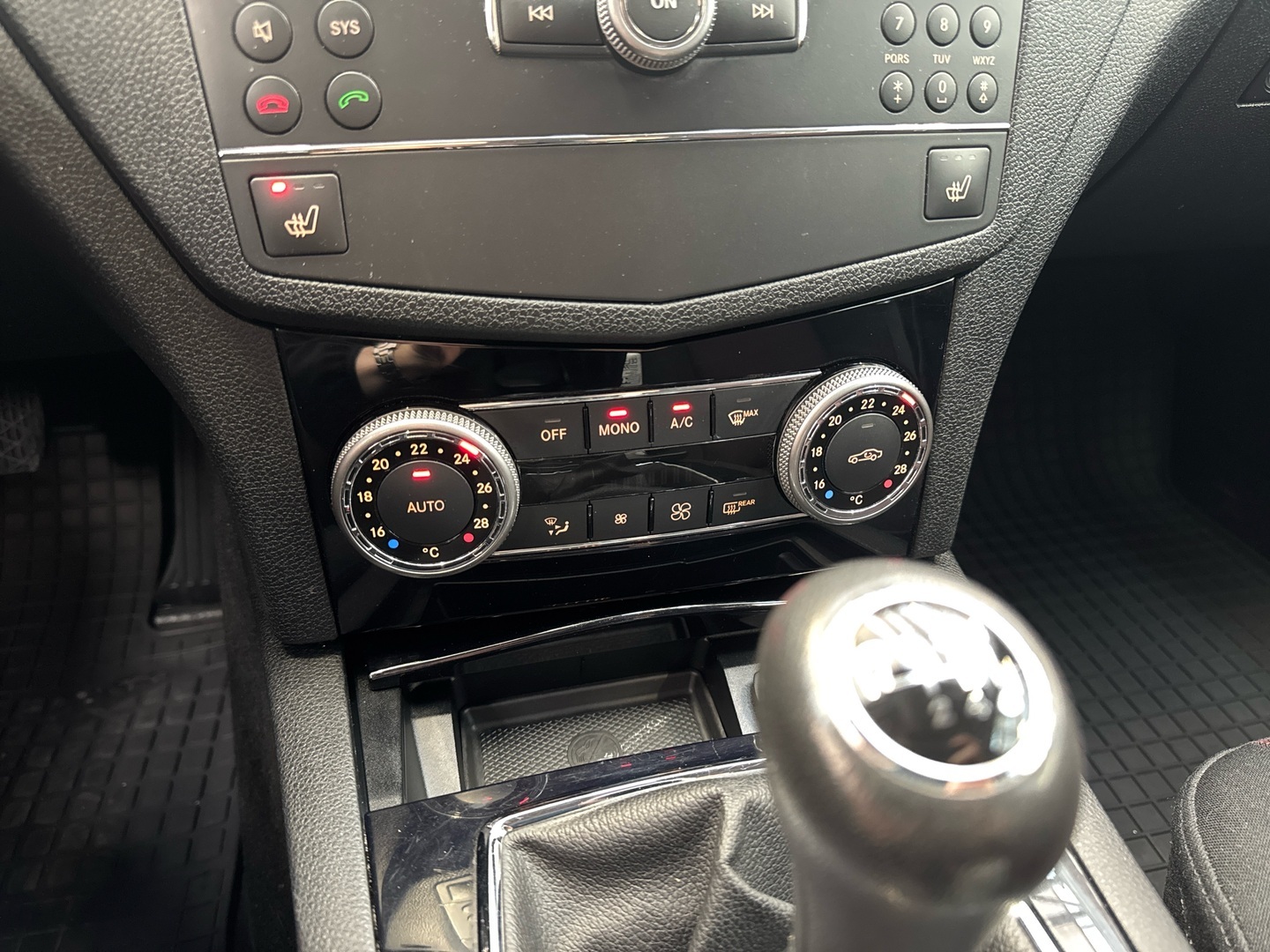 MERCEDES-BENZ C 2008