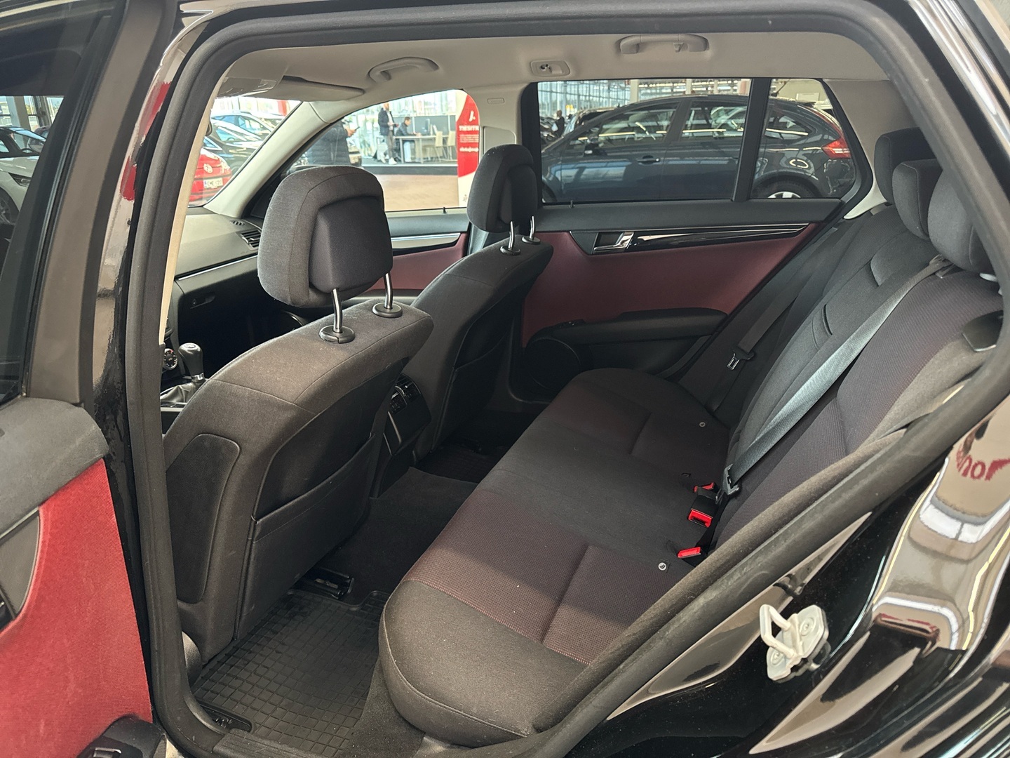 MERCEDES-BENZ C 2008