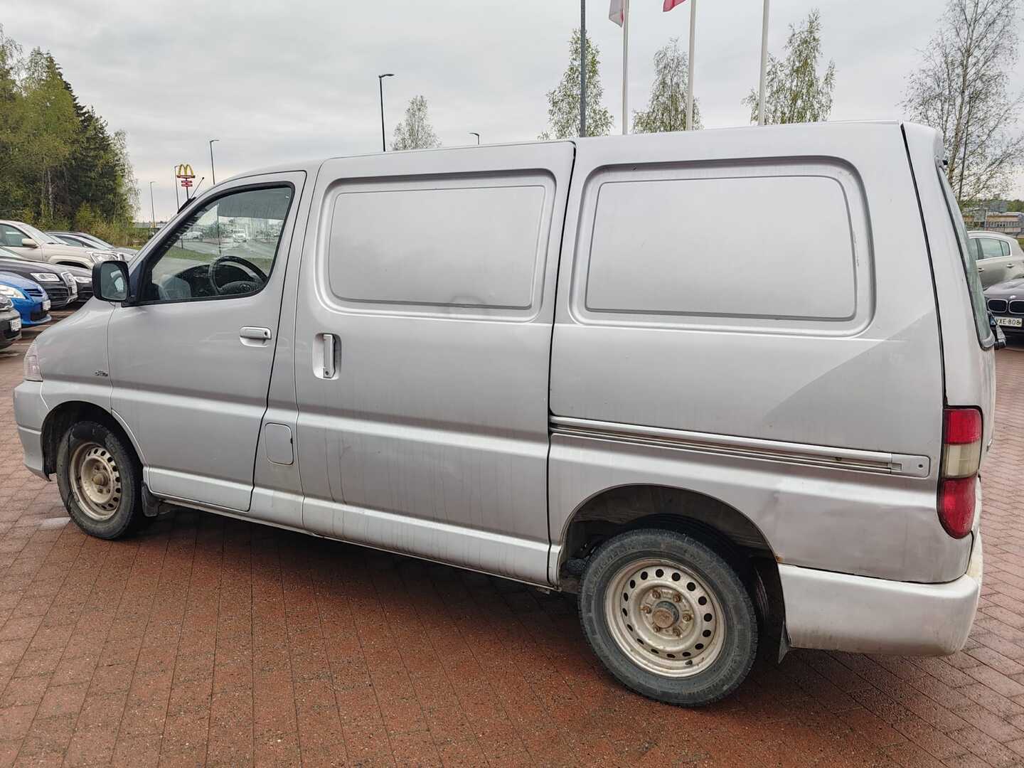 TOYOTA Hiace 2007