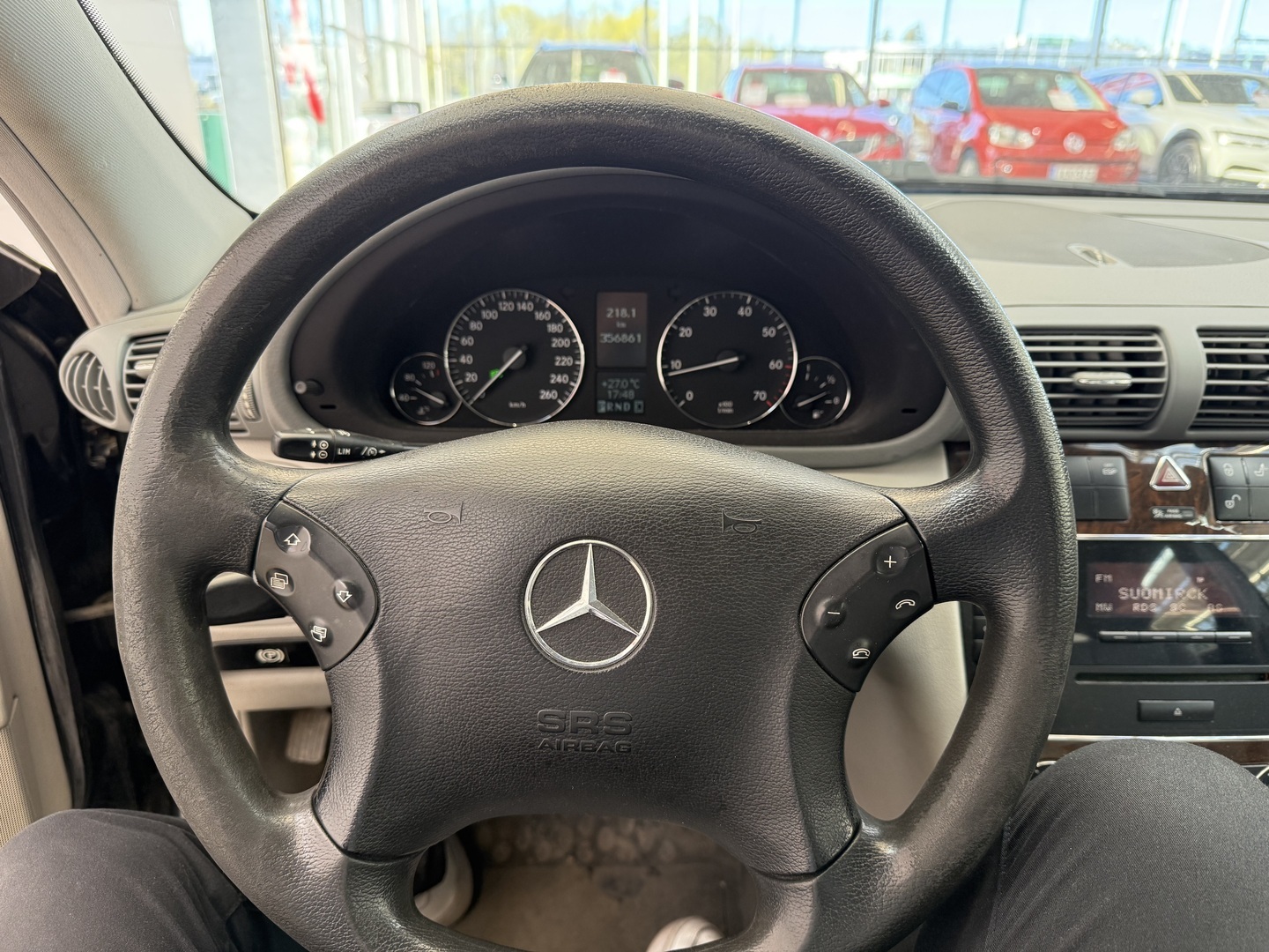 MERCEDES-BENZ C 2004