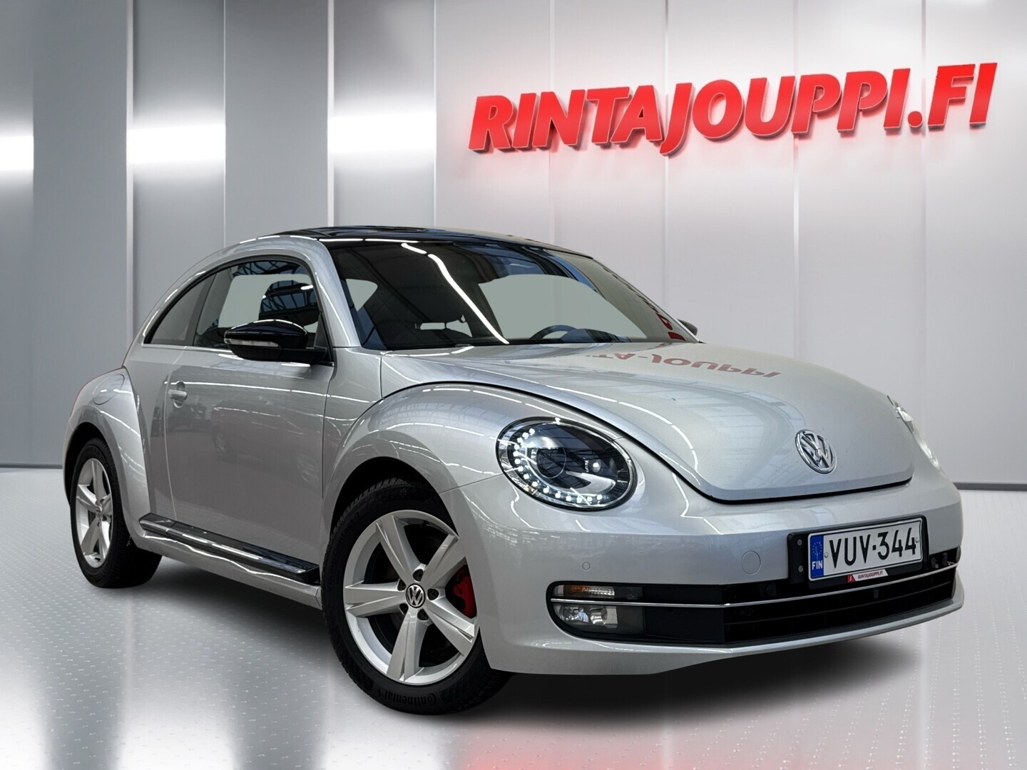 VOLKSWAGEN Beetle 2013