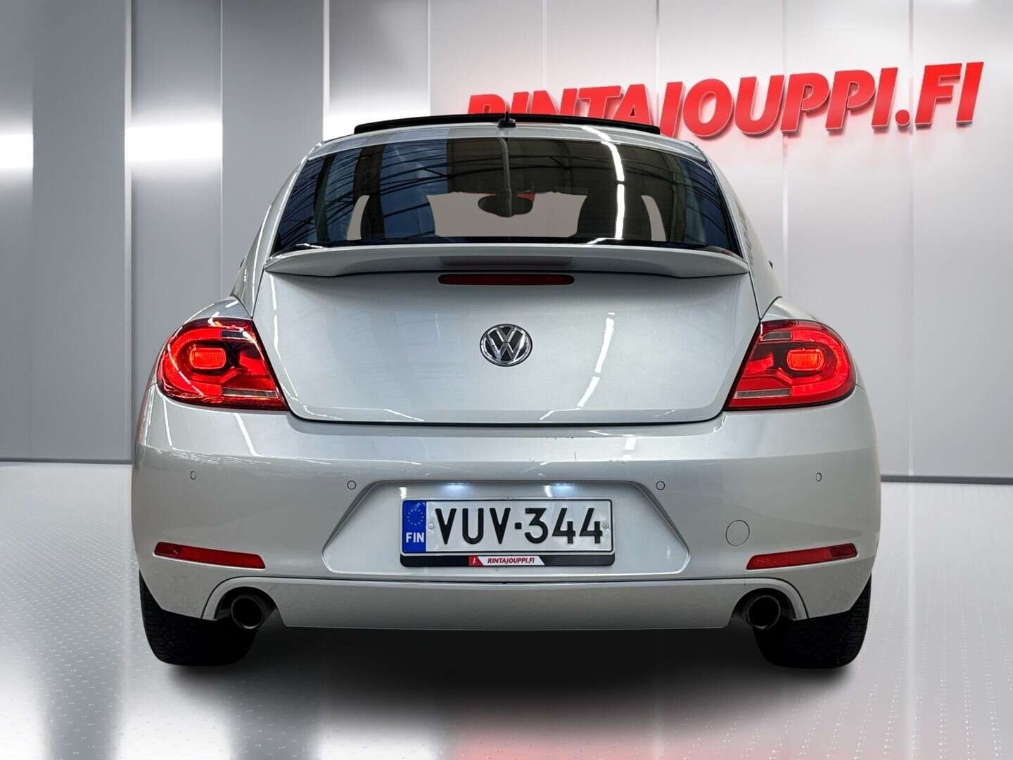 VOLKSWAGEN Beetle 2013