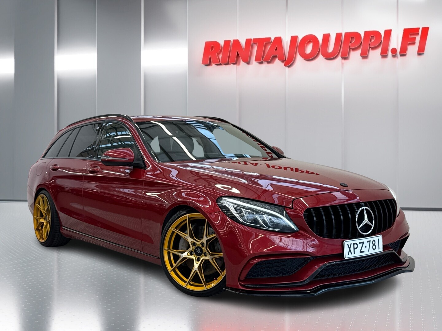 MERCEDES-BENZ C 2015