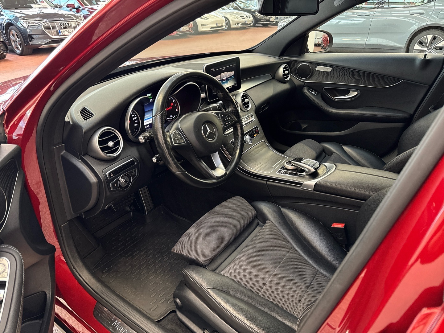 MERCEDES-BENZ C 2015