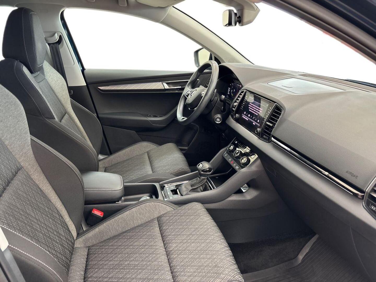 SKODA Karoq 2023
