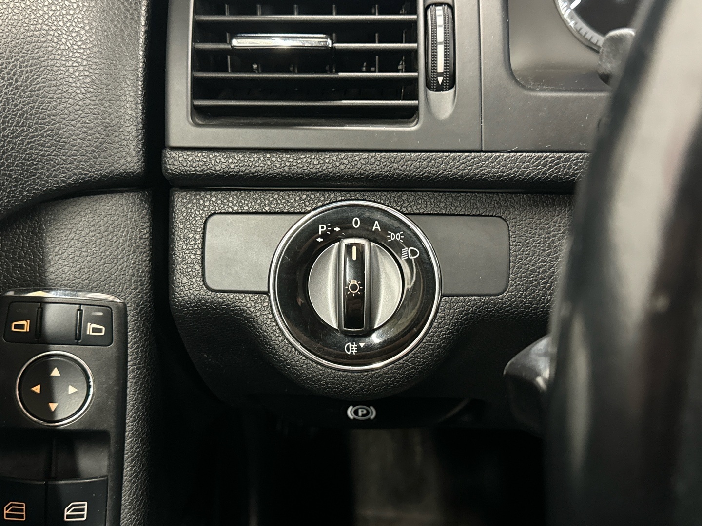 MERCEDES-BENZ C 2010