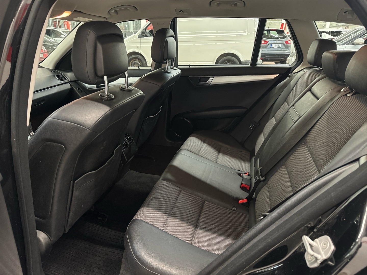 MERCEDES-BENZ C 2010