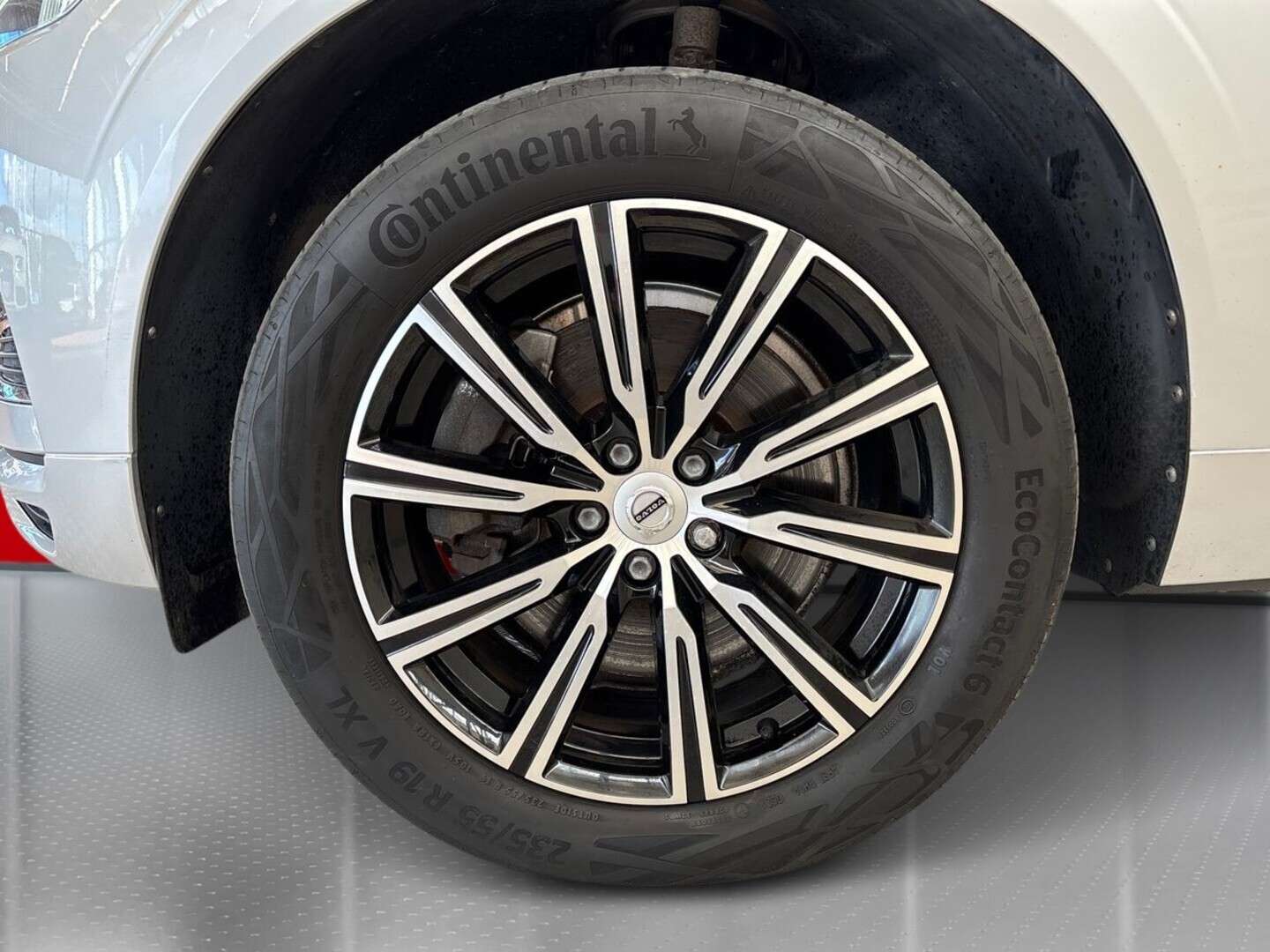 VOLVO XC60 13