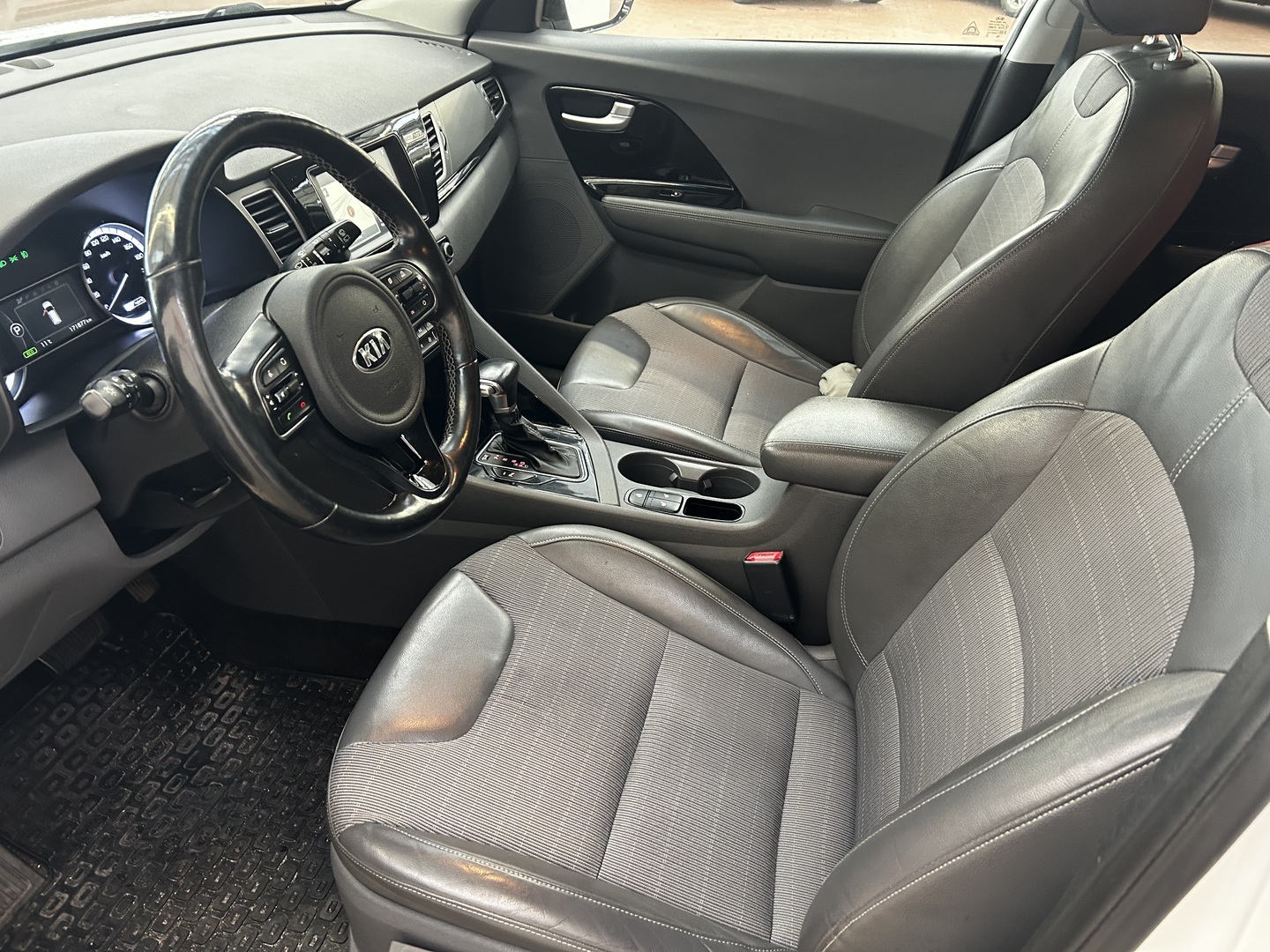 KIA Niro 2016