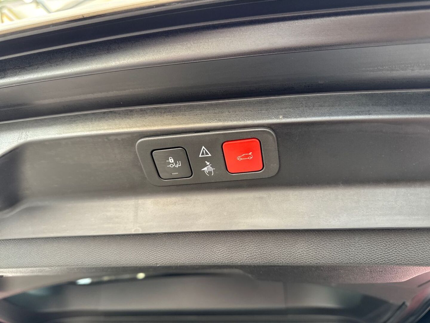 PEUGEOT 5008 2020