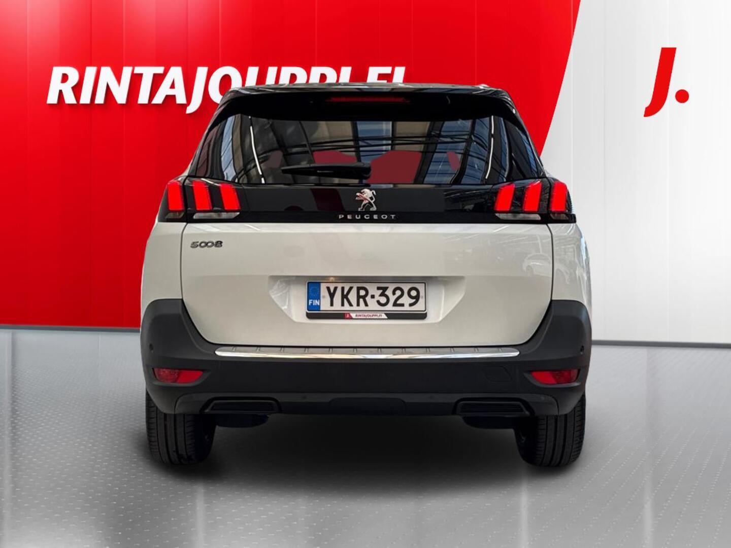 PEUGEOT 5008 2020