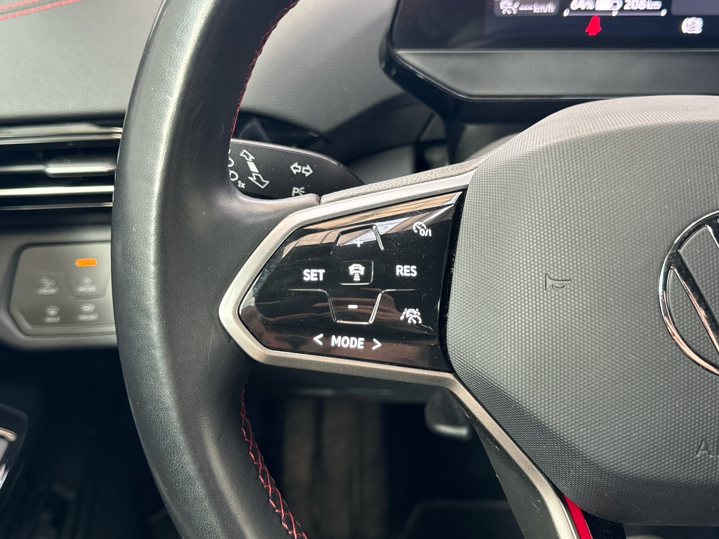 VOLKSWAGEN ID.4 2023