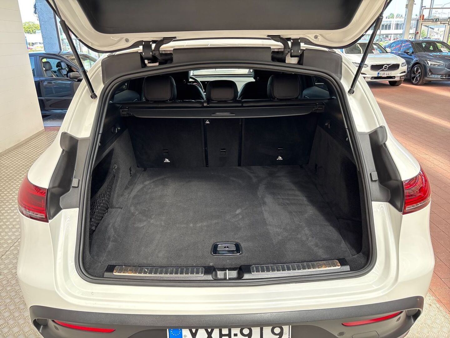 MERCEDES-BENZ EQC 2020