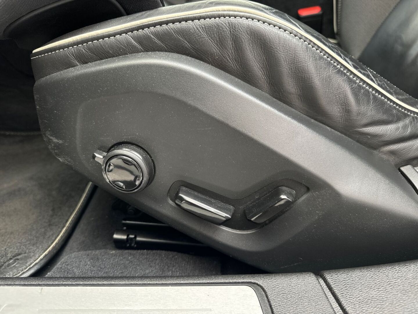 VOLVO S60 2020