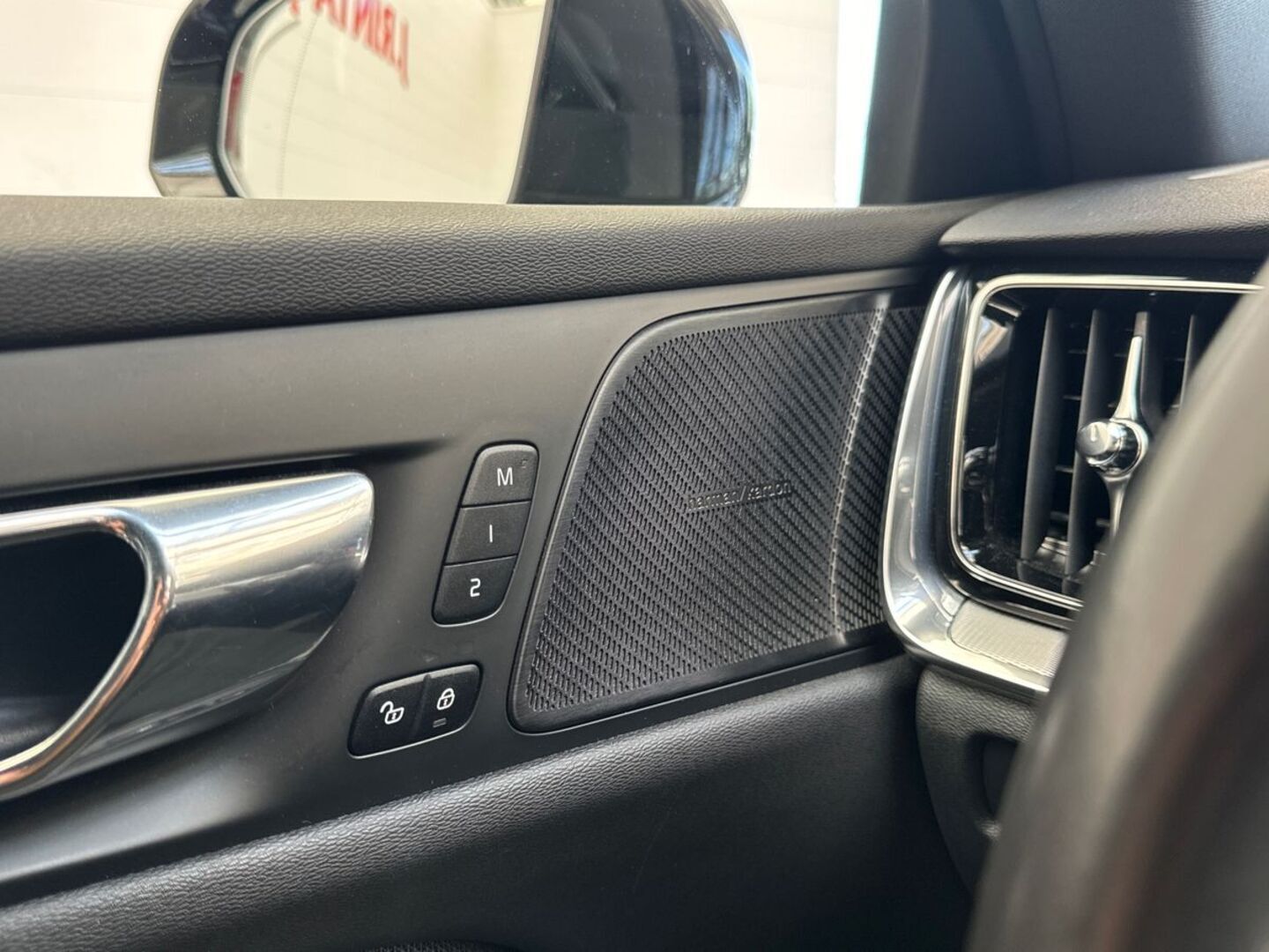 VOLVO S60 2020