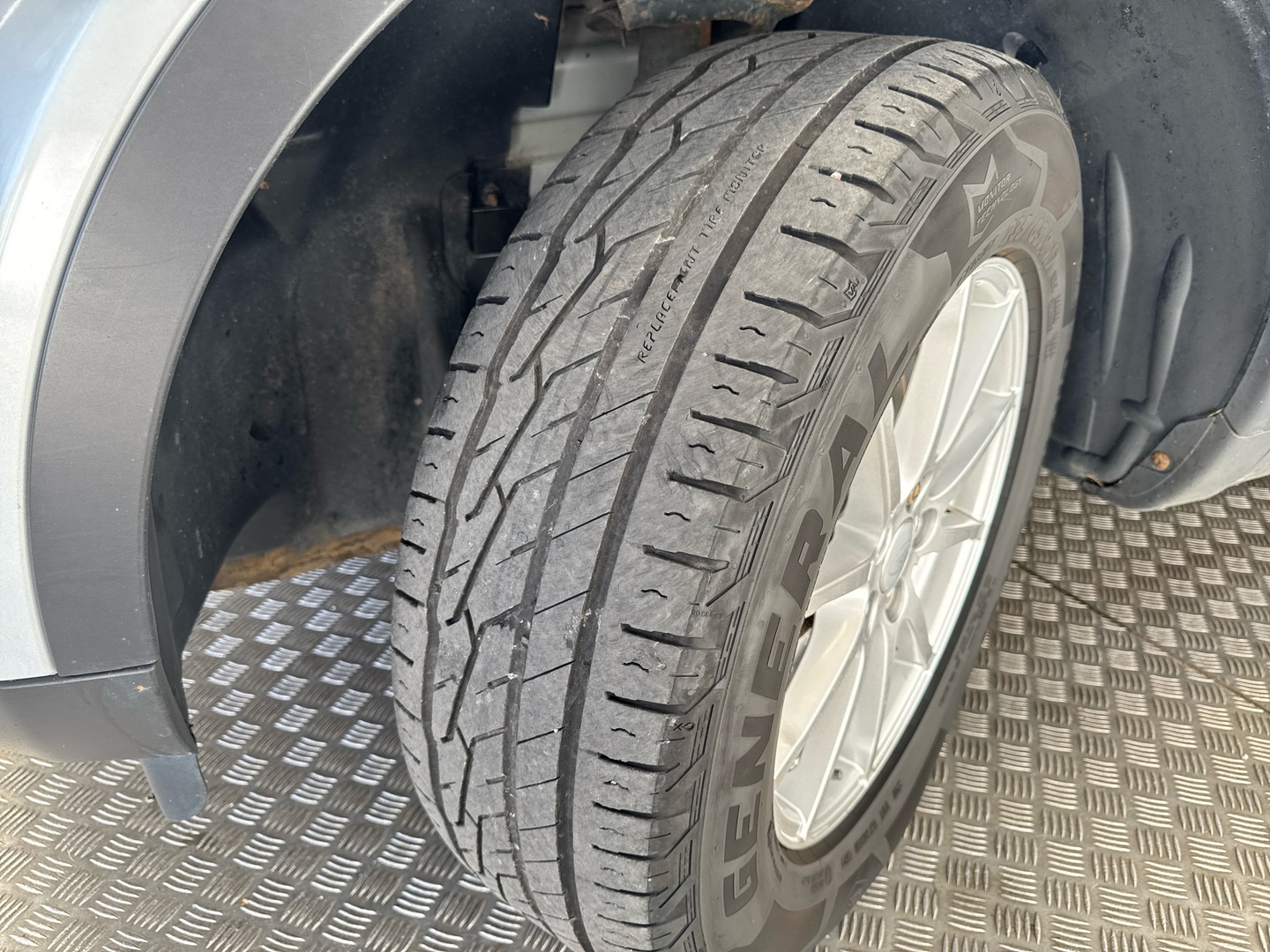 LAND ROVER Discovery Sport 2016