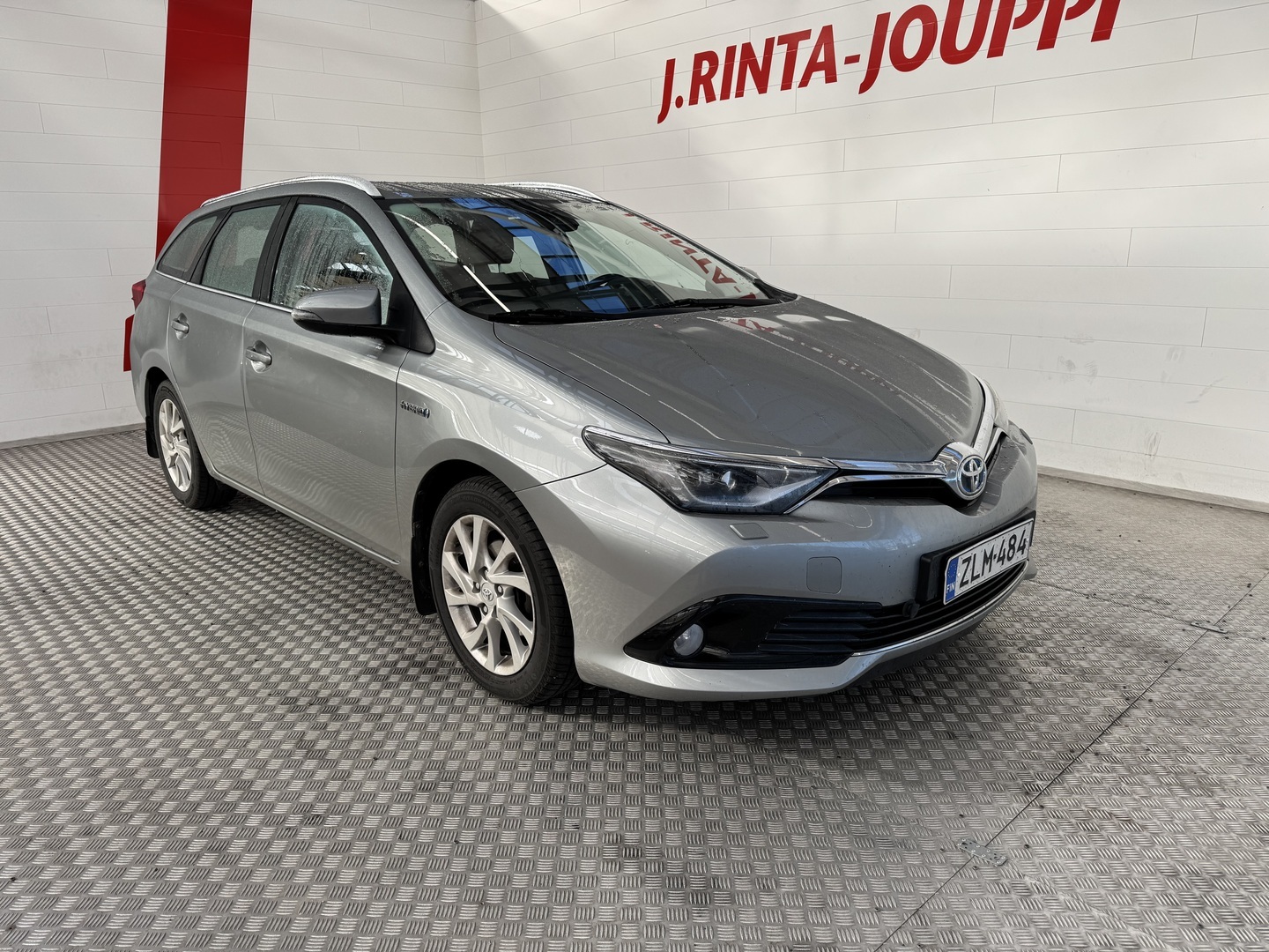 TOYOTA Auris 2017