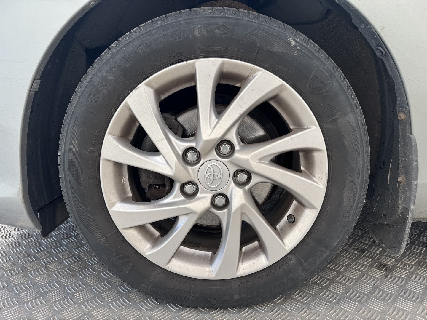 TOYOTA Auris 2017