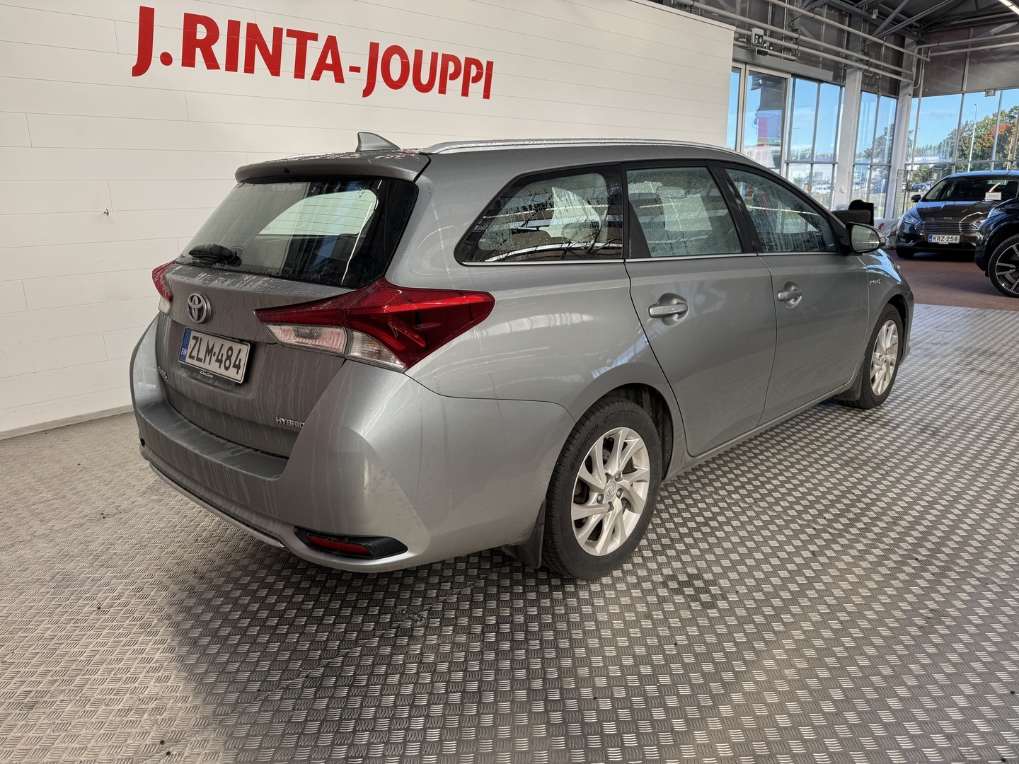TOYOTA Auris 2017