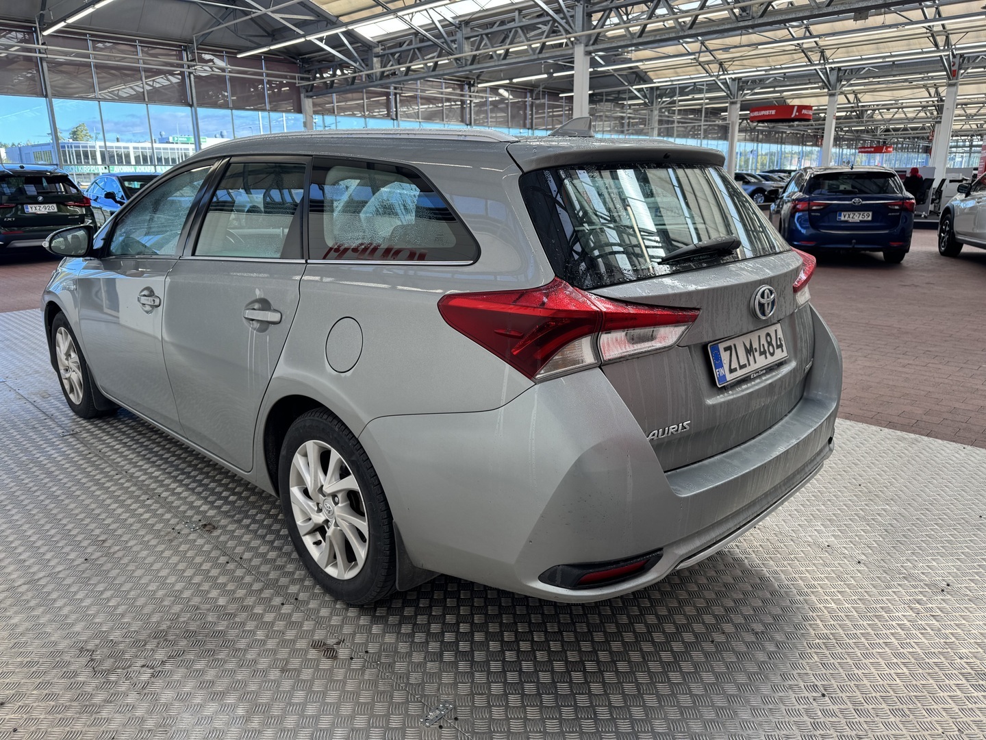 TOYOTA Auris 2017