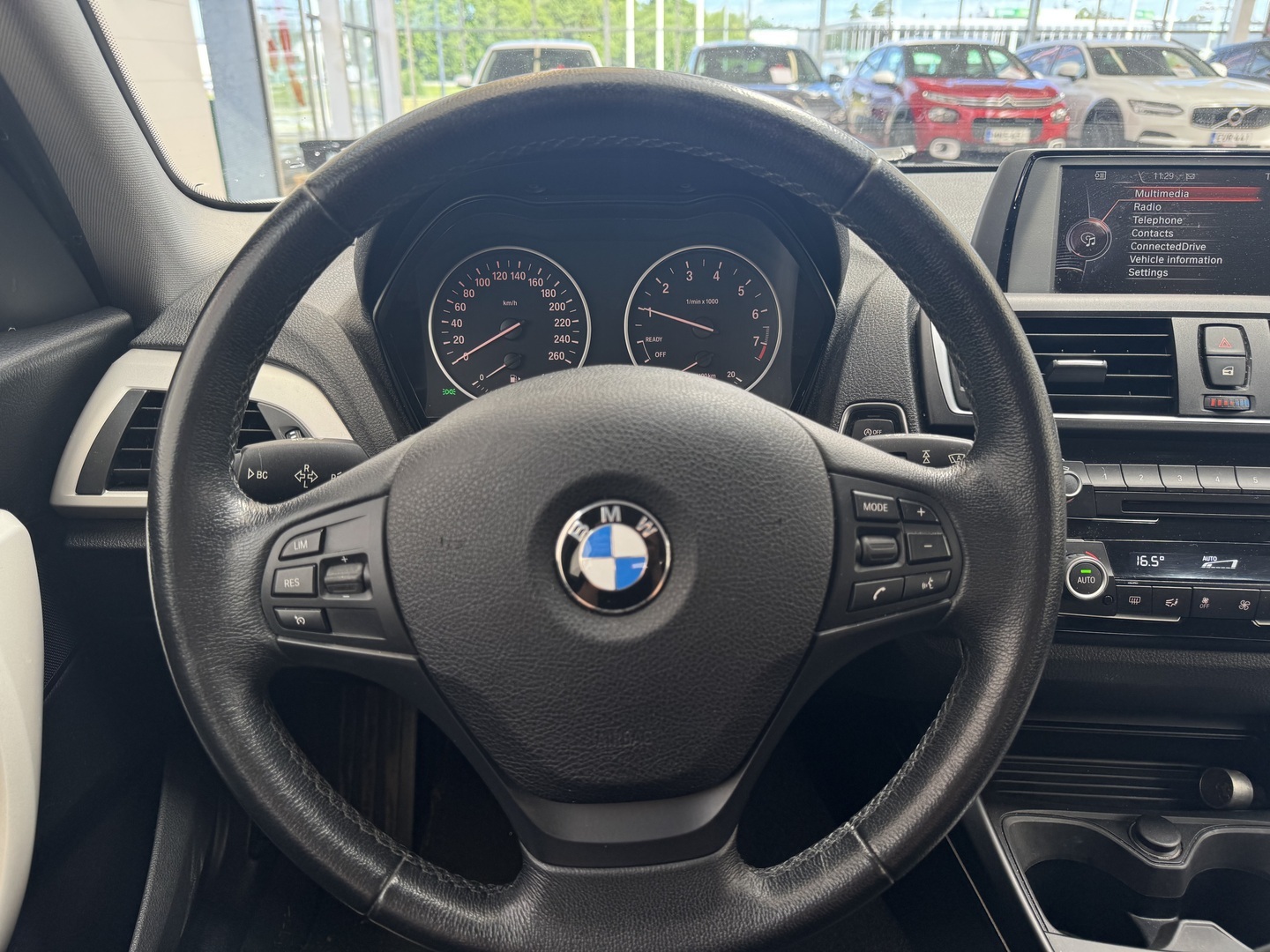 BMW 118 2017