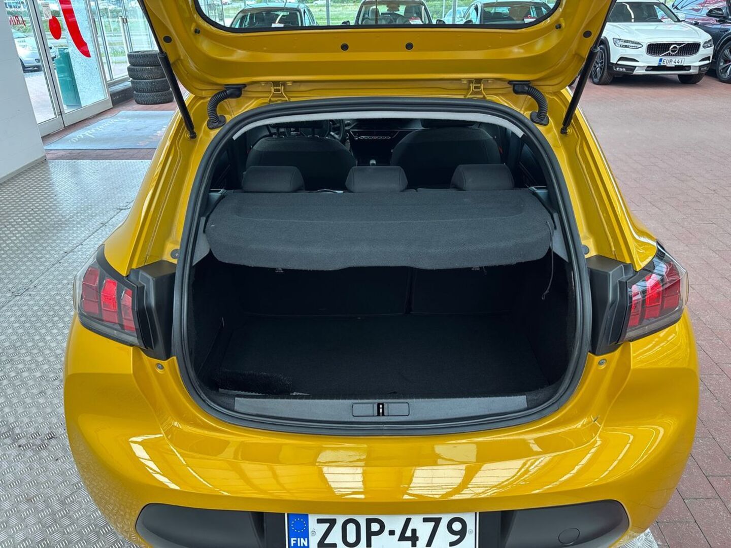 PEUGEOT 208 2022
