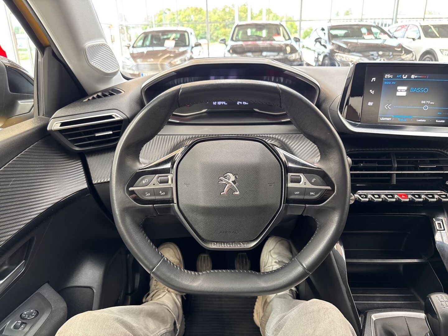 PEUGEOT 208 2022
