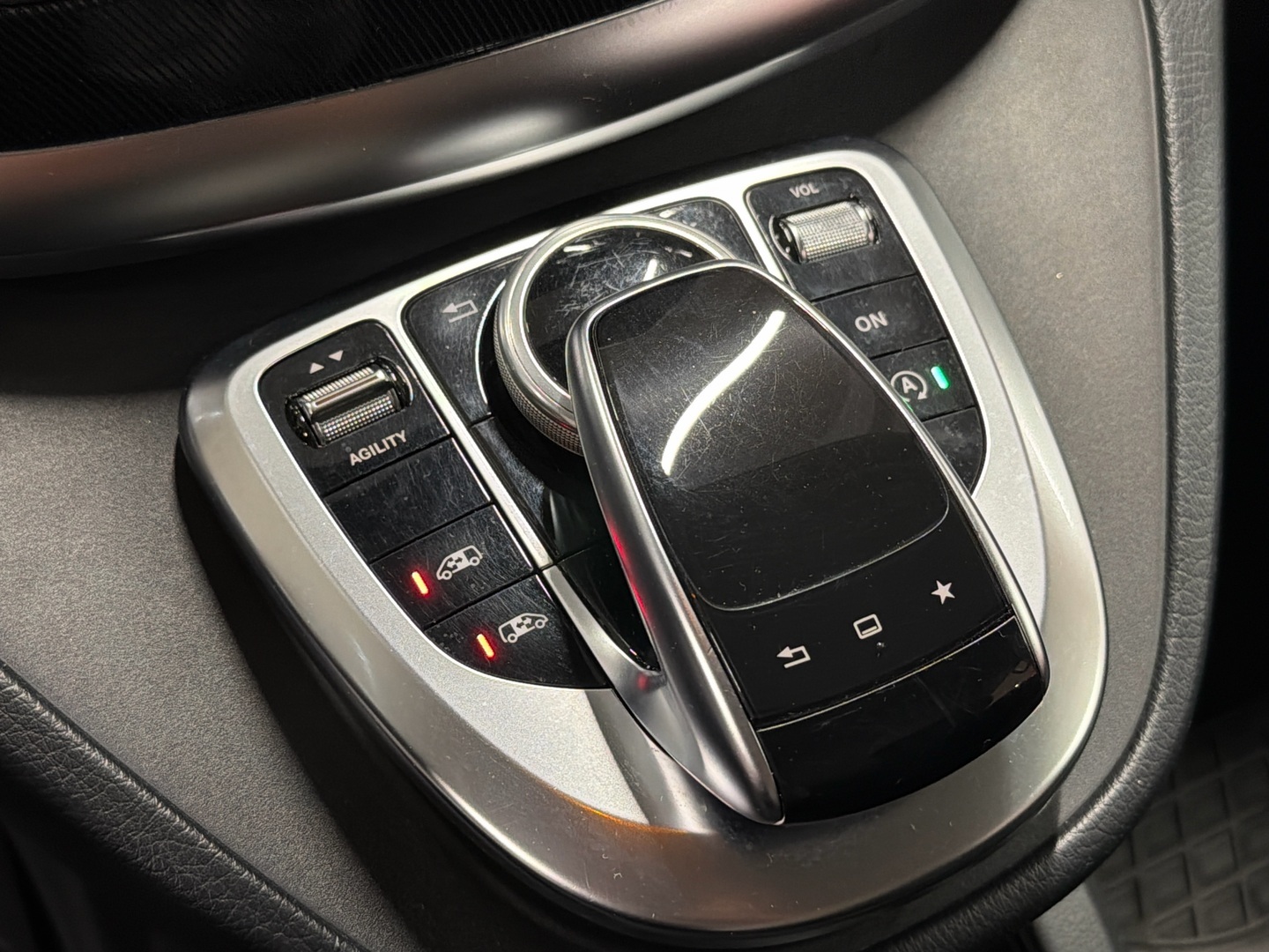 MERCEDES-BENZ V 2014