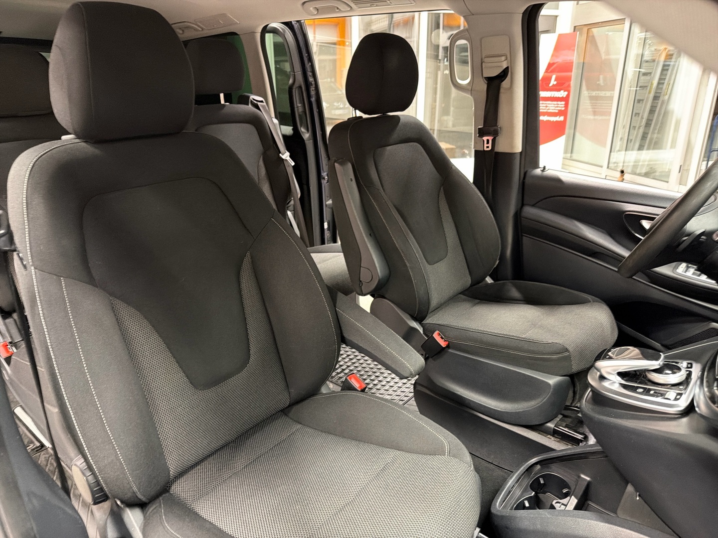 MERCEDES-BENZ V 2014