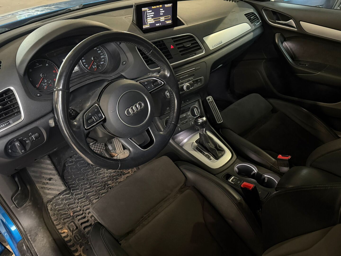 AUDI Q3 2016