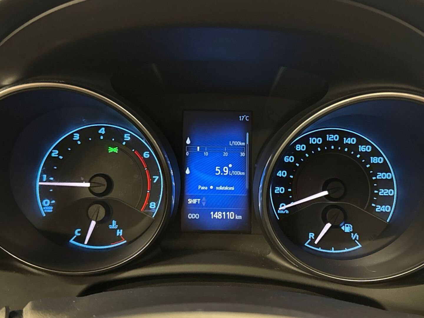 TOYOTA Auris 15