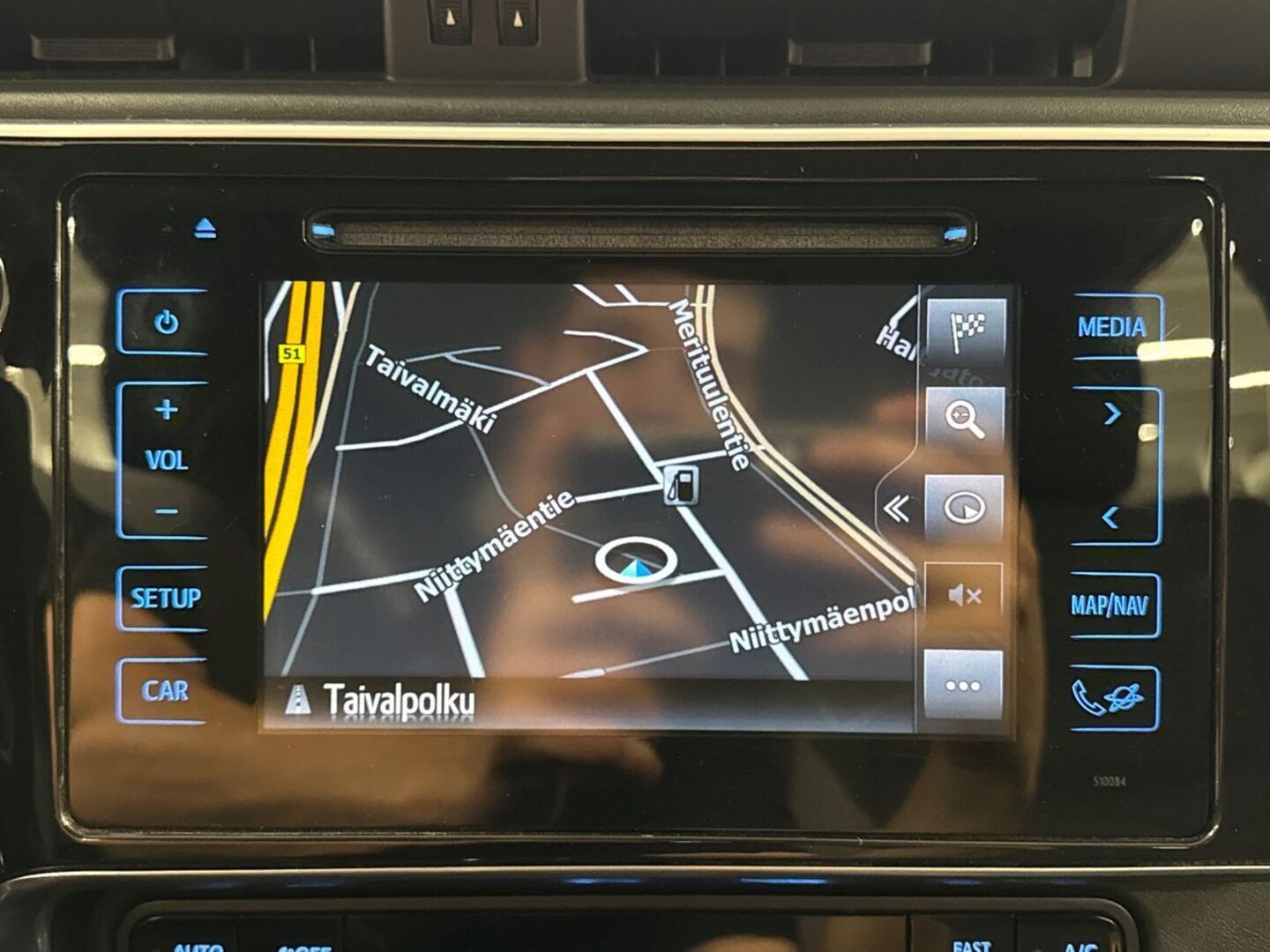 TOYOTA Auris 21