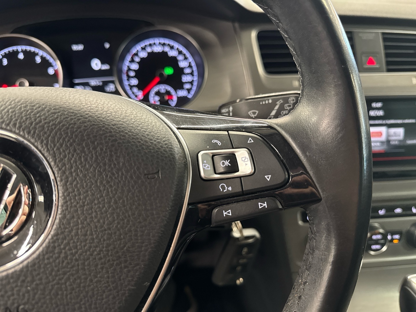 VOLKSWAGEN Golf 2015