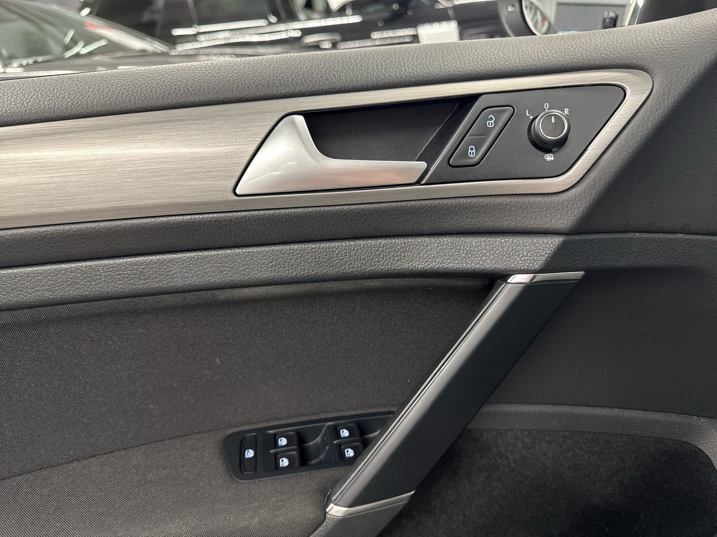 VOLKSWAGEN Golf 2015