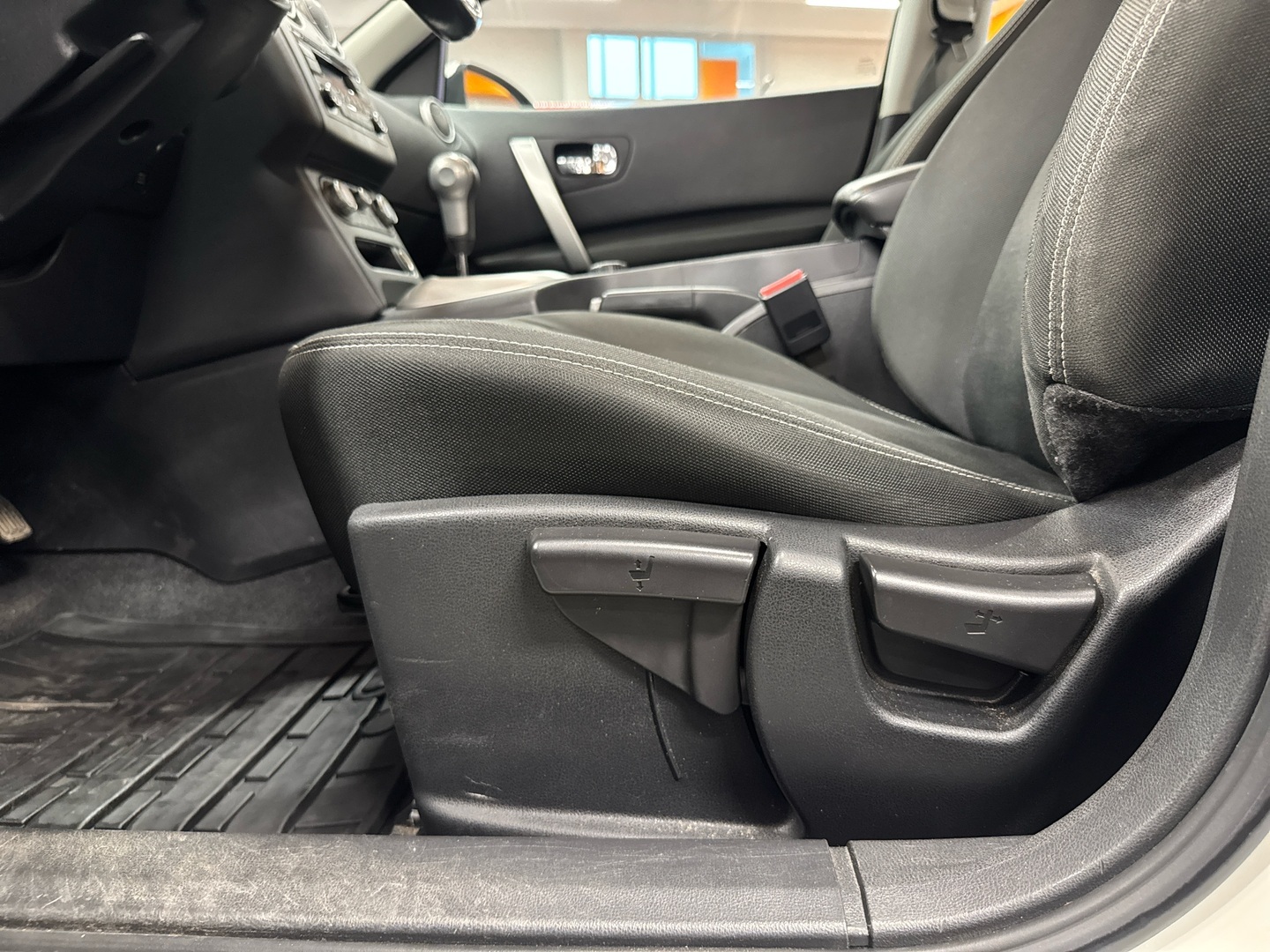 NISSAN Qashqai 14
