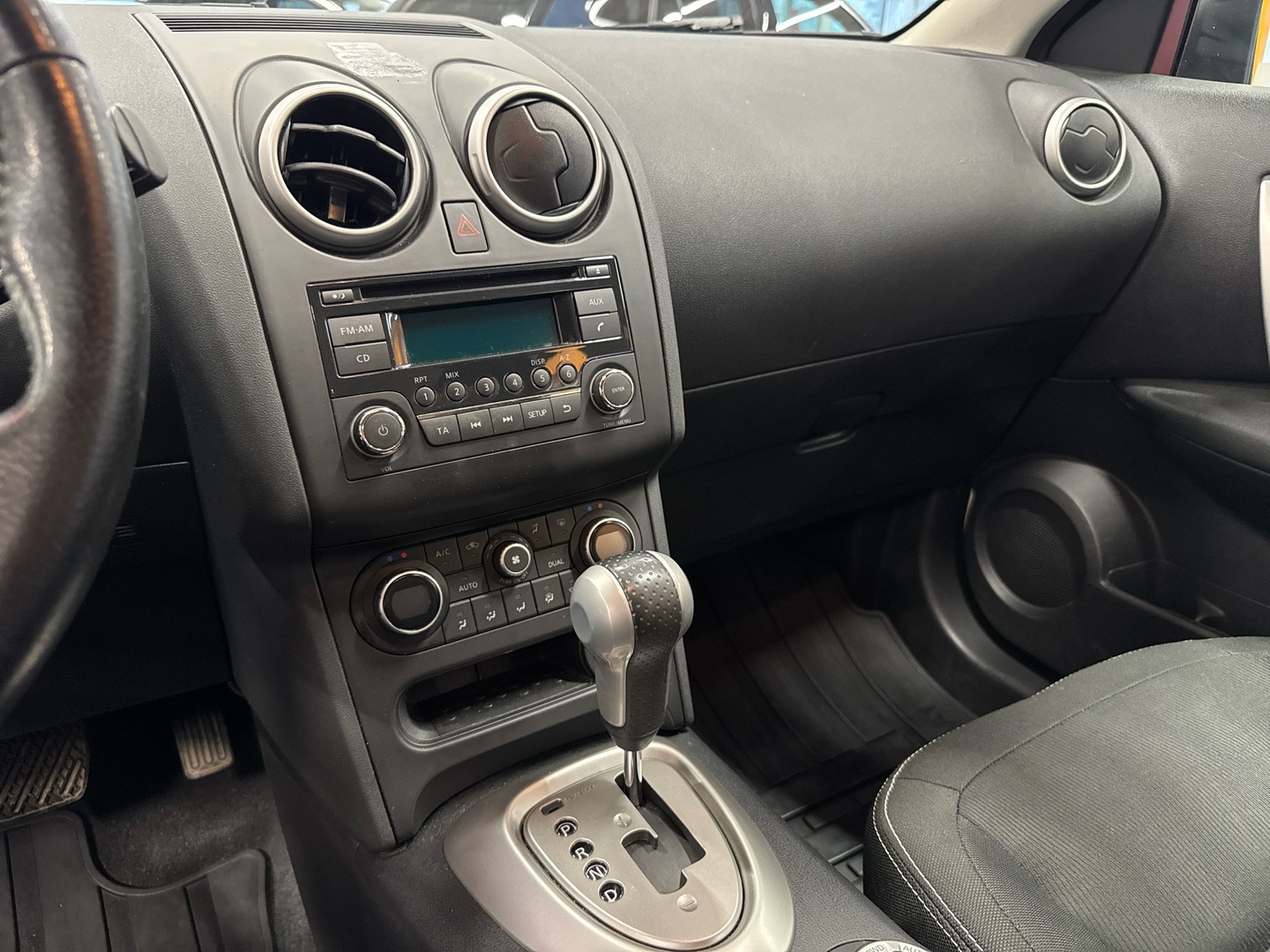 NISSAN Qashqai 16