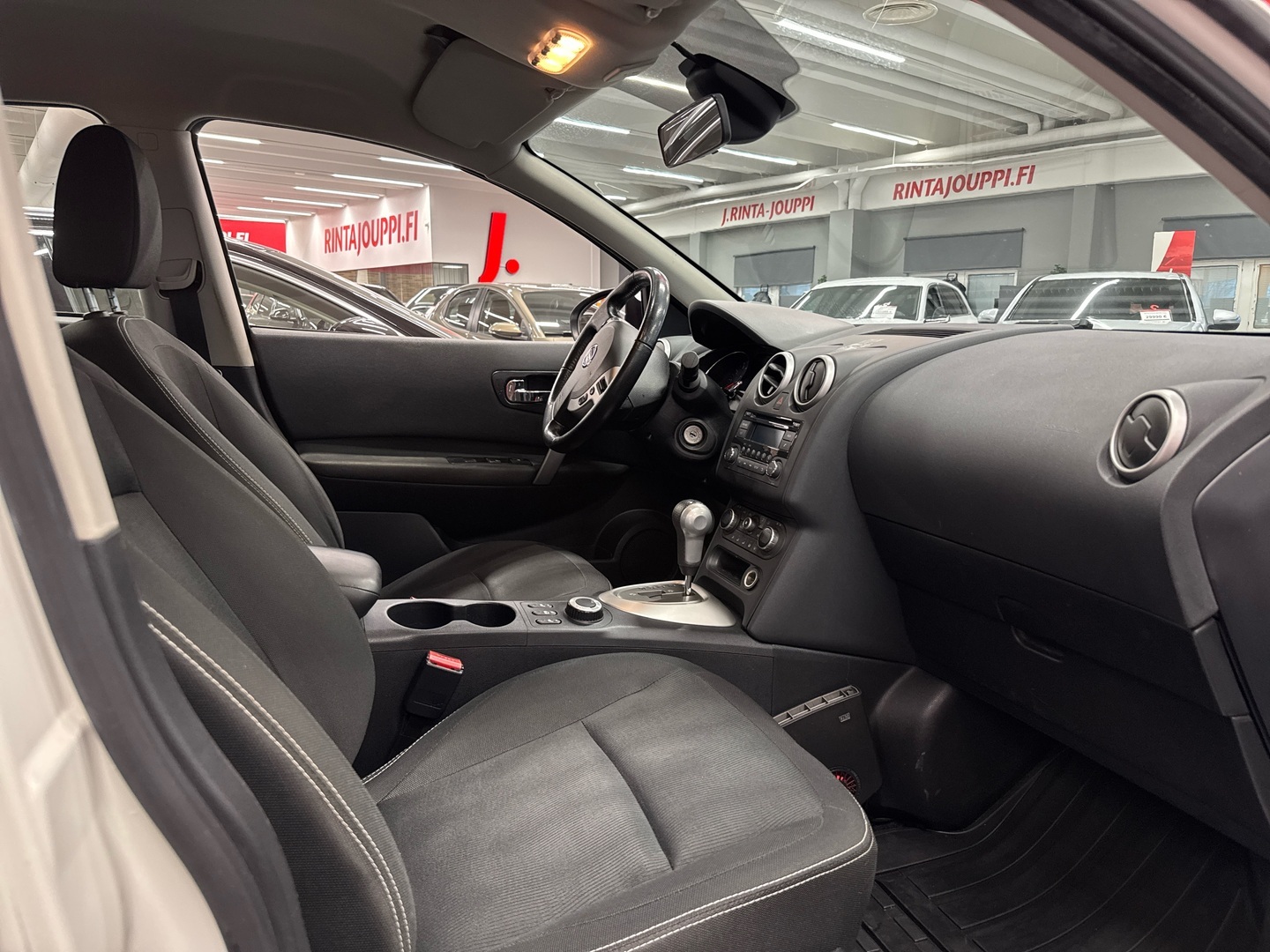 NISSAN Qashqai 17
