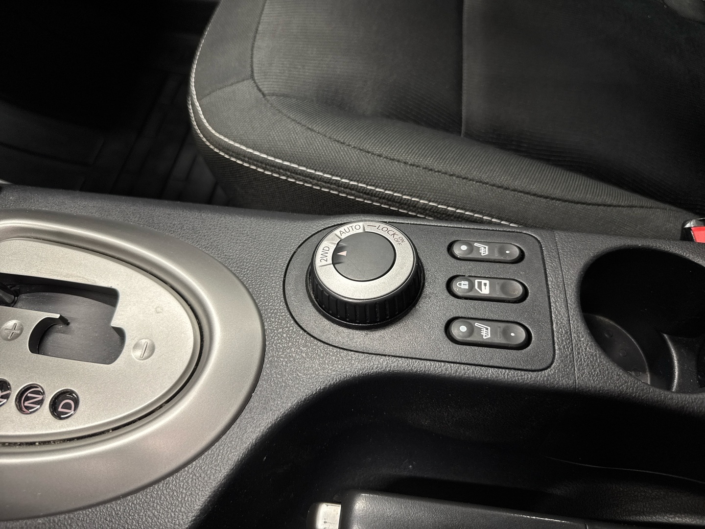 NISSAN Qashqai 24