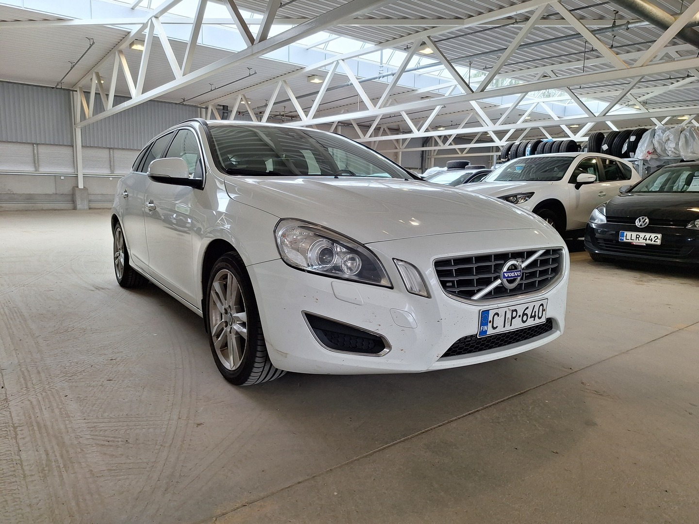 VOLVO V60 2012